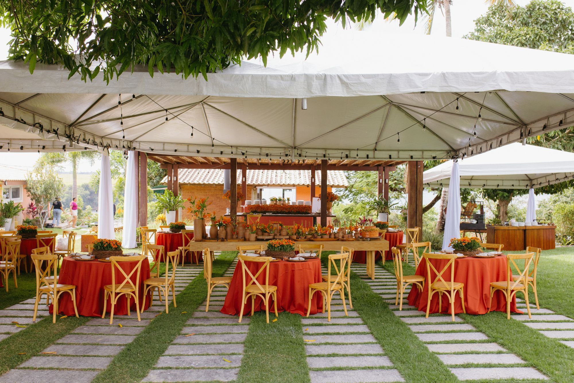 30' x 60' Frame Tent 30' x 60' Frame Tent