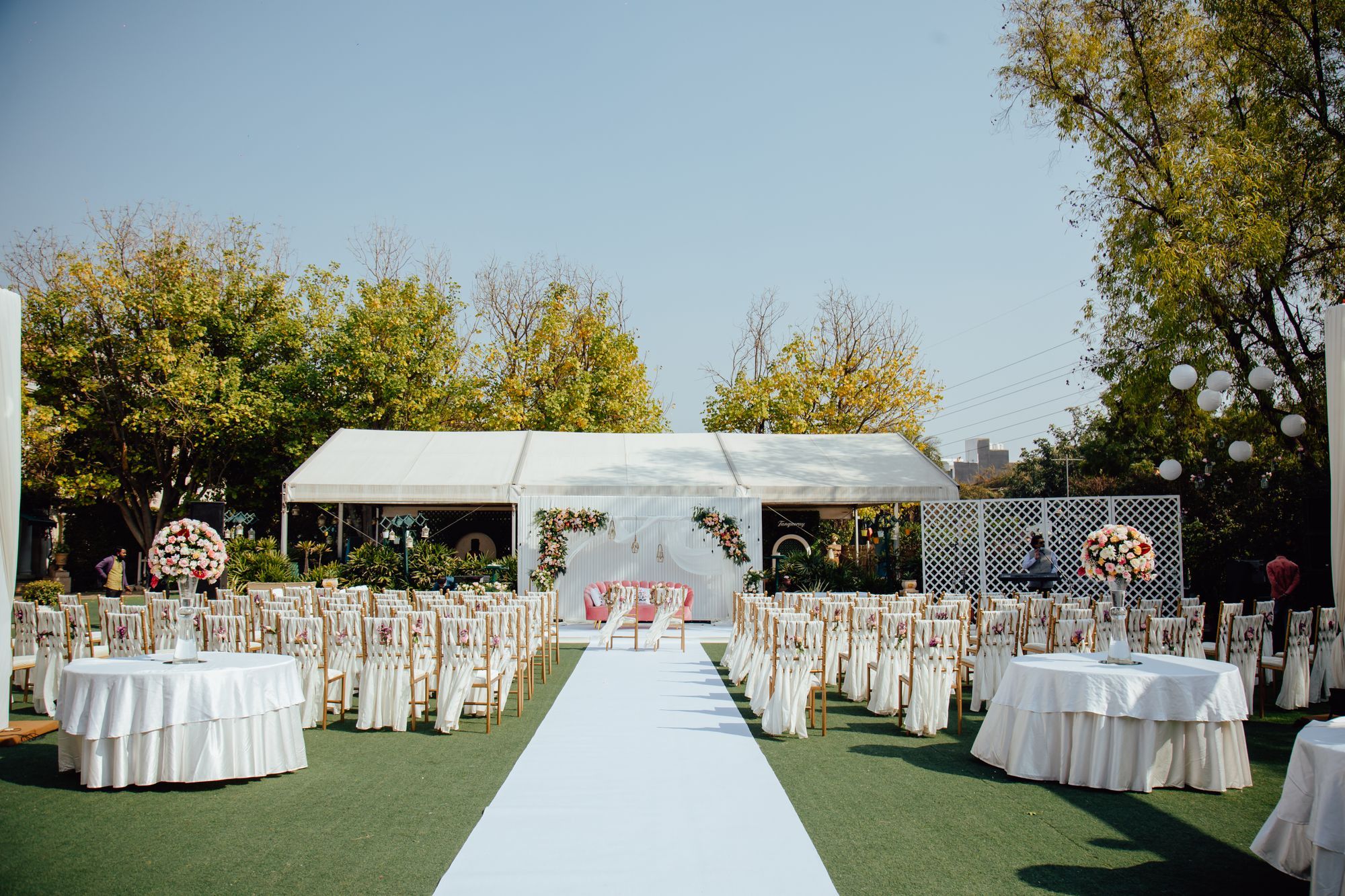 40' x 60' Clear Top Tent
